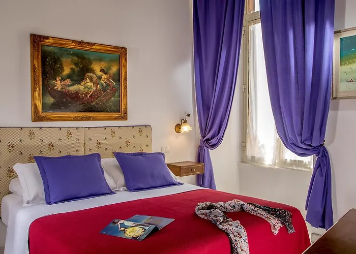 Roma Central Guest House